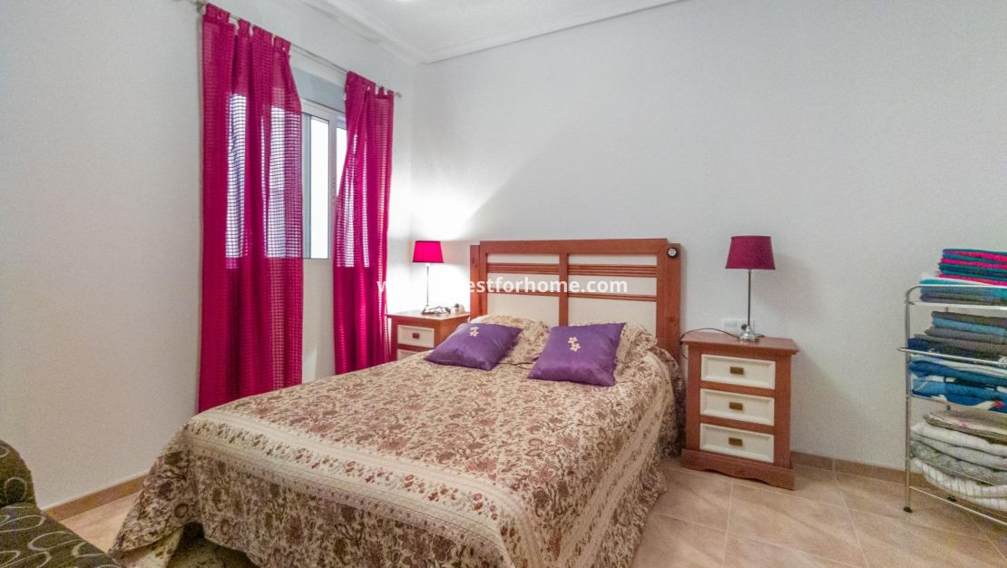 Verkoop - Appartement - Torrevieja - Centro