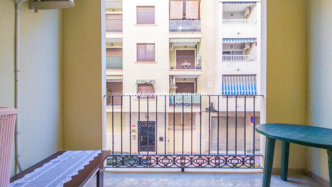 Verkoop - Appartement - Torrevieja - Centro