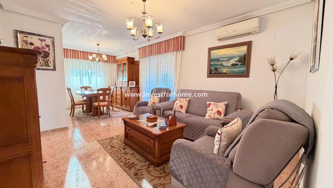 Verkoop - Appartement - Torrevieja - Centro