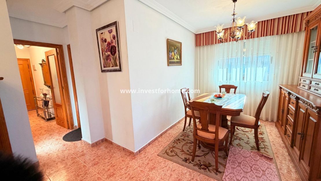 Verkoop - Appartement - Torrevieja - Centro