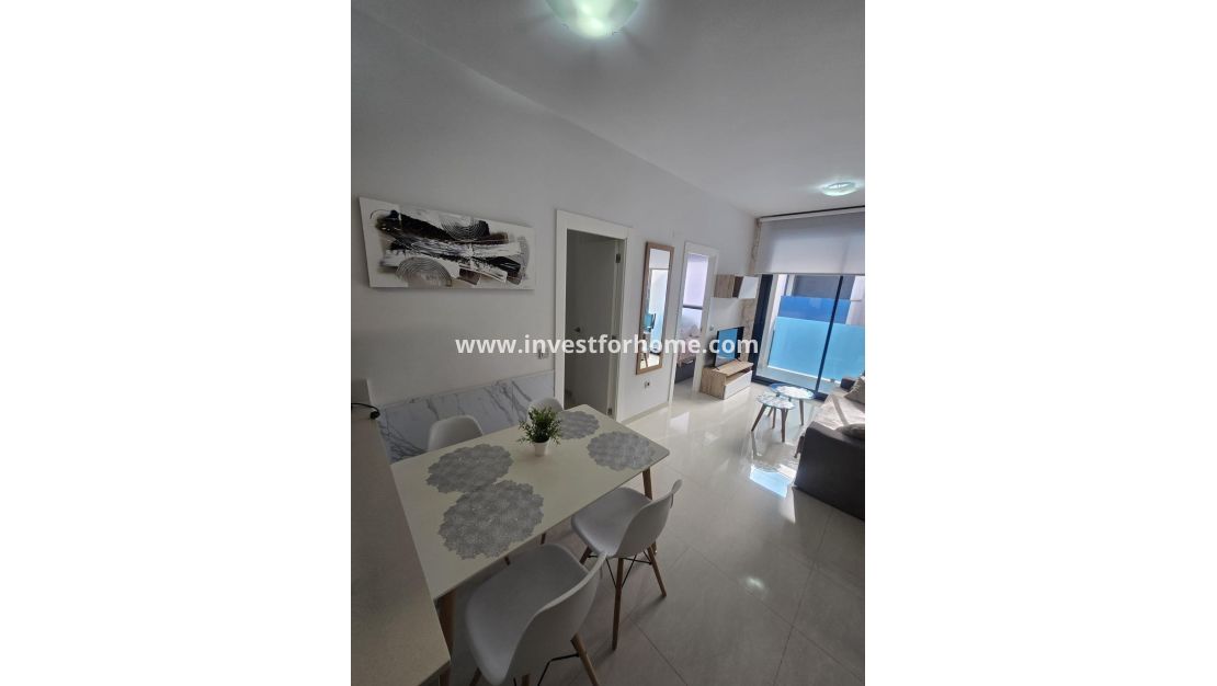Verkoop - Appartement - Torrevieja - Centro