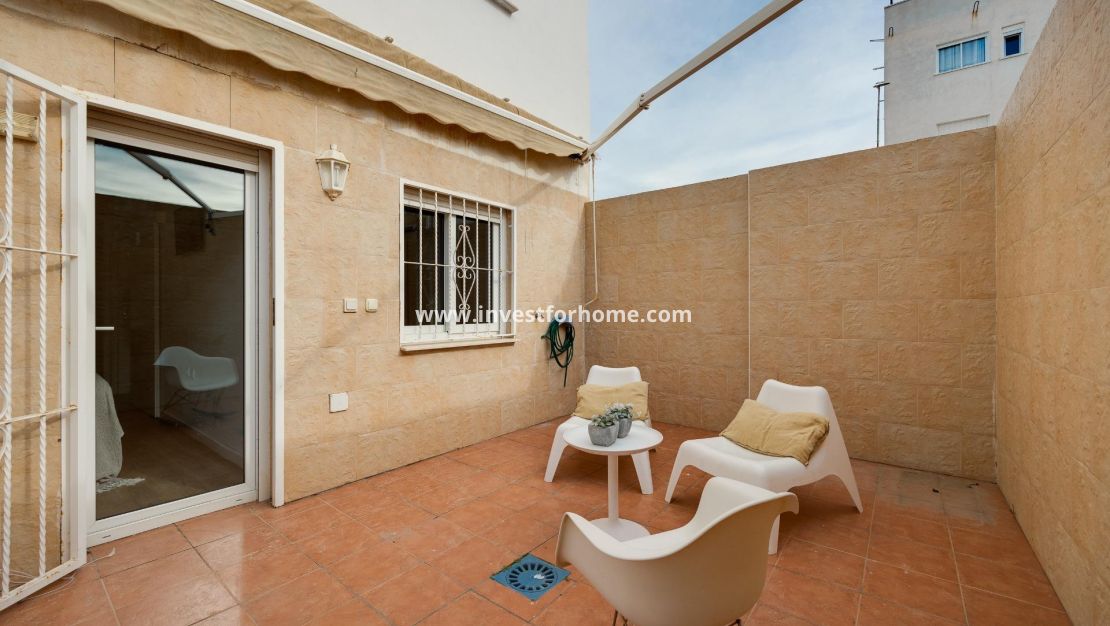 Verkoop - Appartement - Torrevieja - Centro