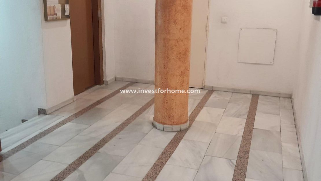 Verkoop - Appartement - Torrevieja - Centro