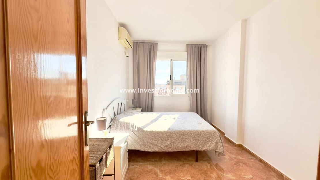 Verkoop - Appartement - Torrevieja - Centro