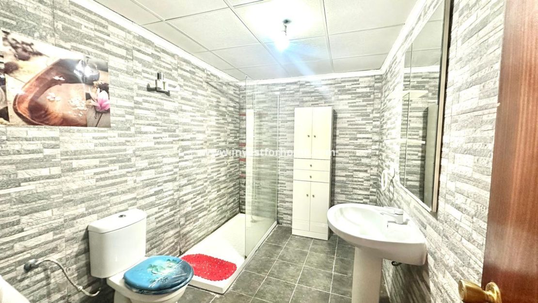 Verkoop - Appartement - Torrevieja - Centro