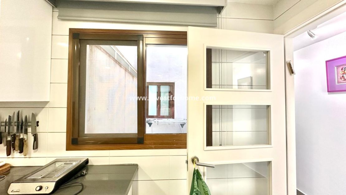 Verkoop - Appartement - Torrevieja - Centro