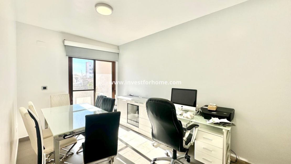 Verkoop - Appartement - Torrevieja - Centro