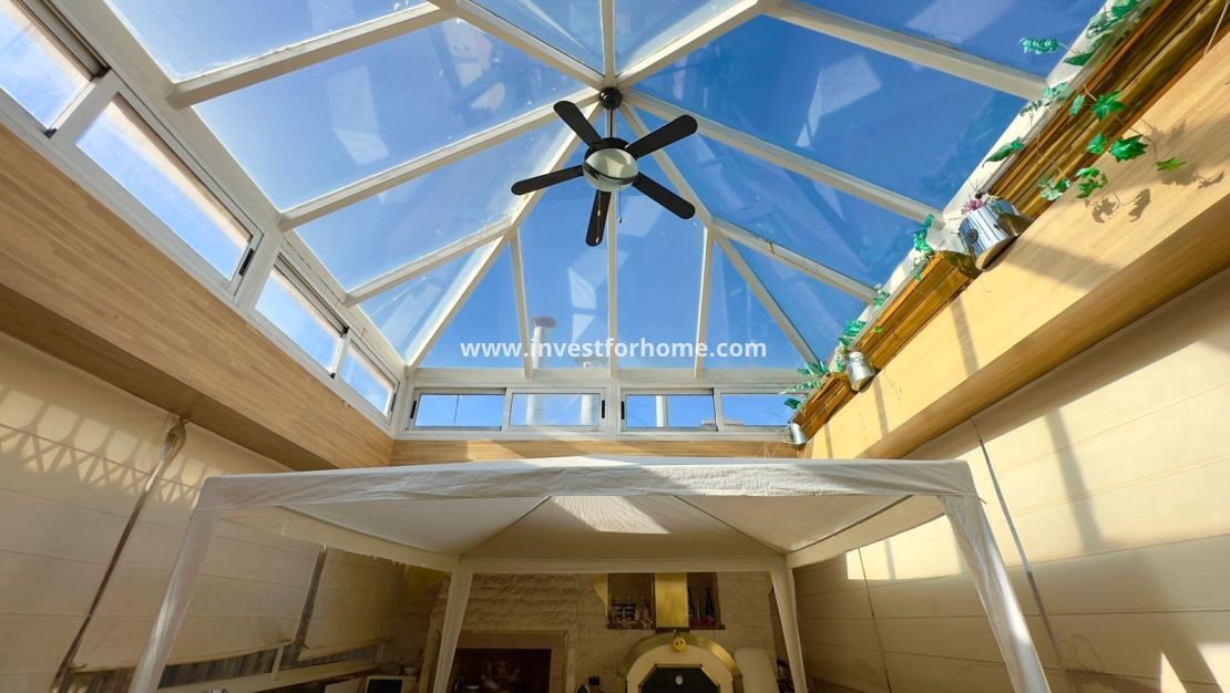 Verkoop - Appartement - Torrevieja - Centro