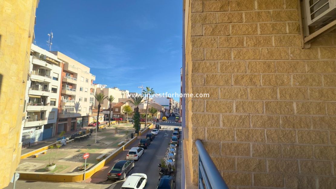Verkoop - Appartement - Torrevieja - Centro