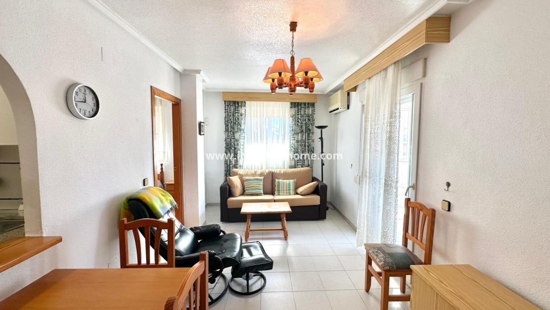 Verkoop - Appartement - Torrevieja - Centro