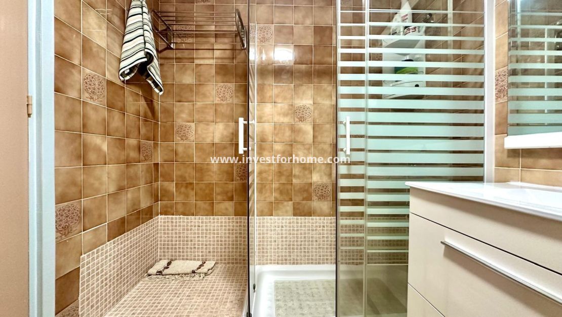 Verkoop - Appartement - Torrevieja - Centro