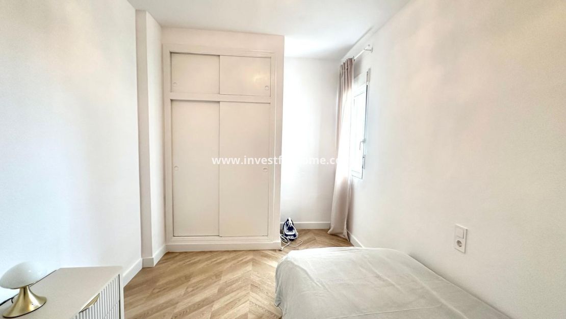 Verkoop - Appartement - Torrevieja - Centro