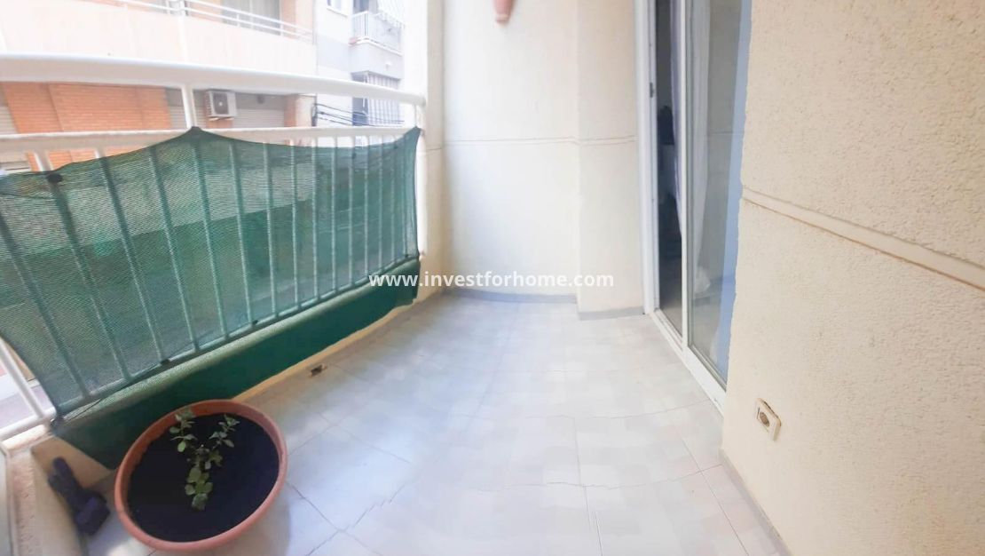 Verkoop - Appartement - Torrevieja - Centro