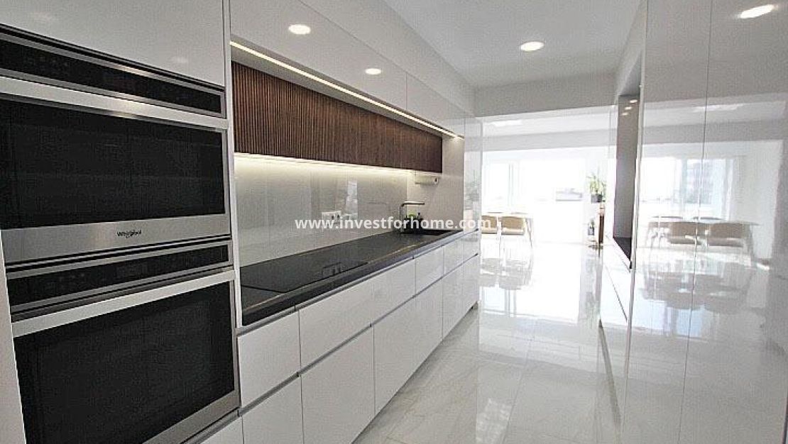 Verkoop - Appartement - Torrevieja - Centro