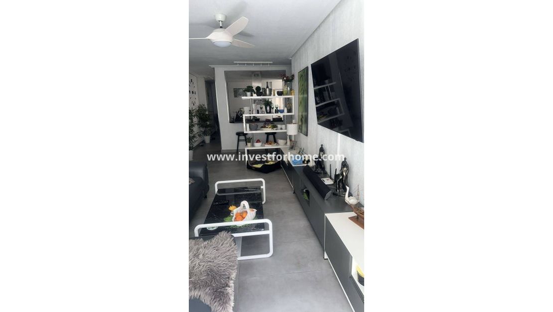 Verkoop - Appartement - Torrevieja - Centro