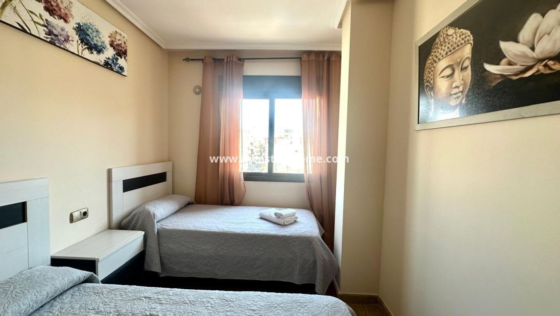 Verkoop - Appartement - Torrevieja - Centro