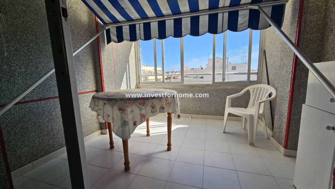 Verkoop - Appartement - Torrevieja - Centro