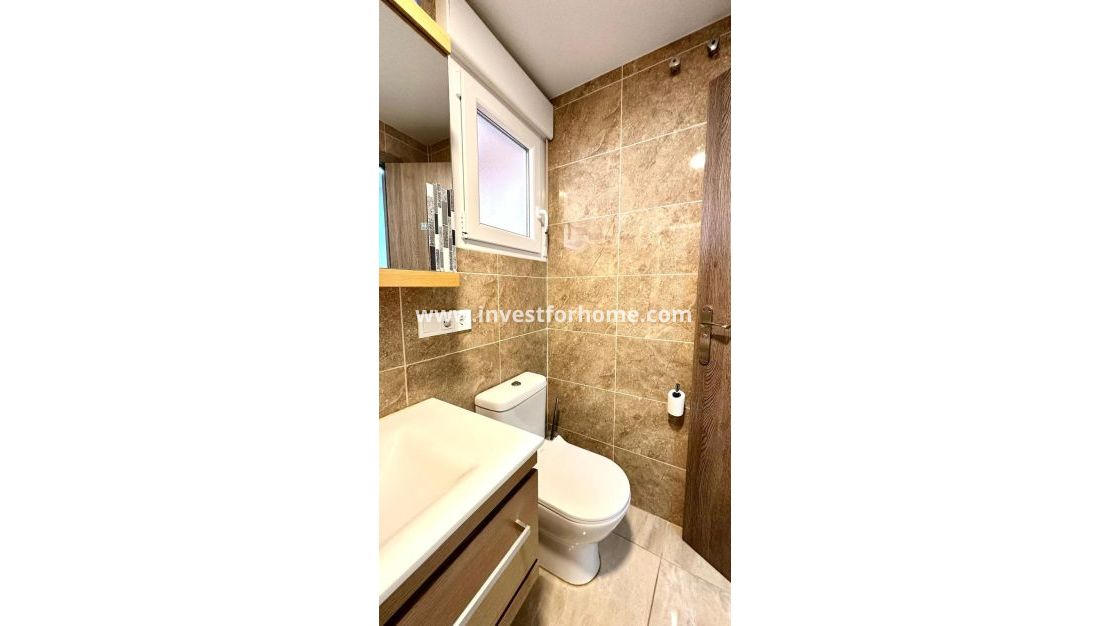 Verkoop - Appartement - Torrevieja - Centro