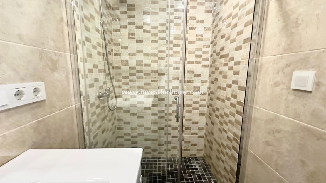 Verkoop - Appartement - Torrevieja - Centro