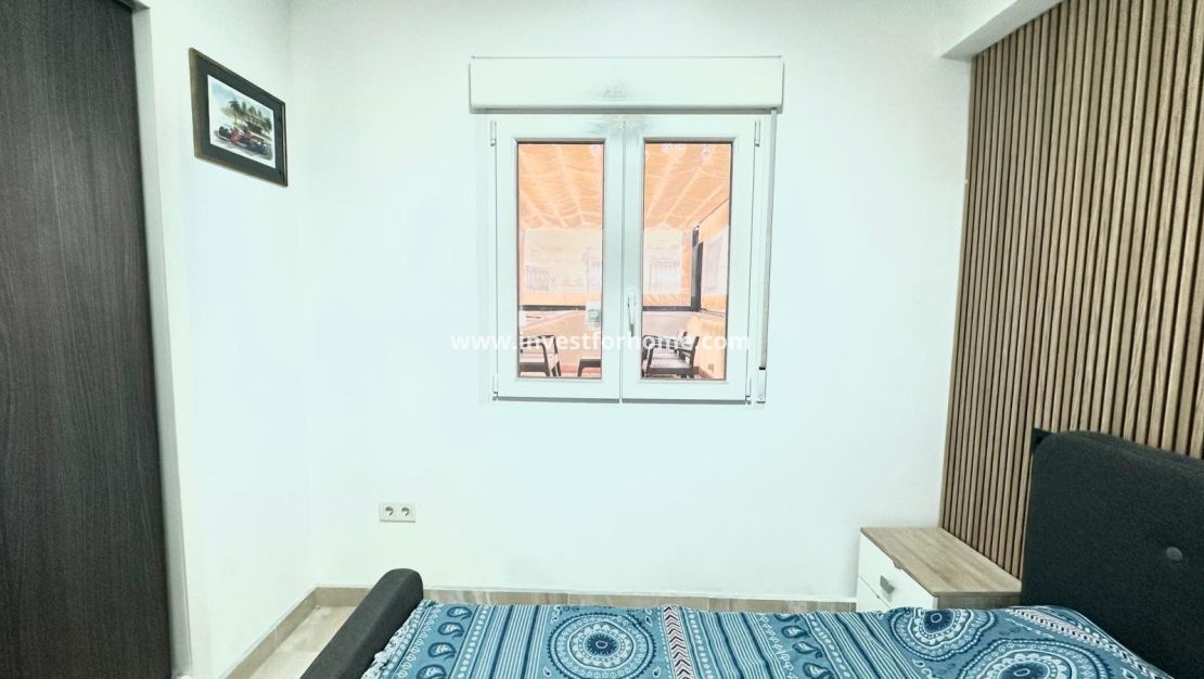 Verkoop - Appartement - Torrevieja - Centro
