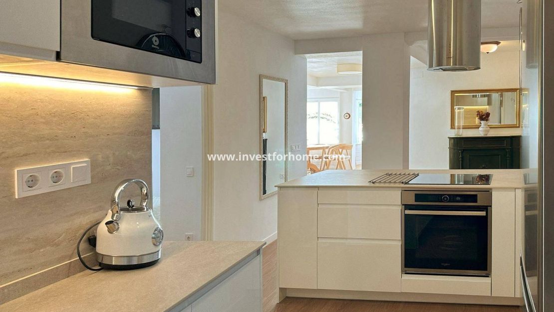 Verkoop - Appartement - Torrevieja - Centro