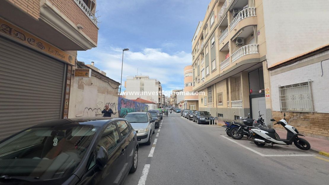 Verkoop - Appartement - Torrevieja - Centro