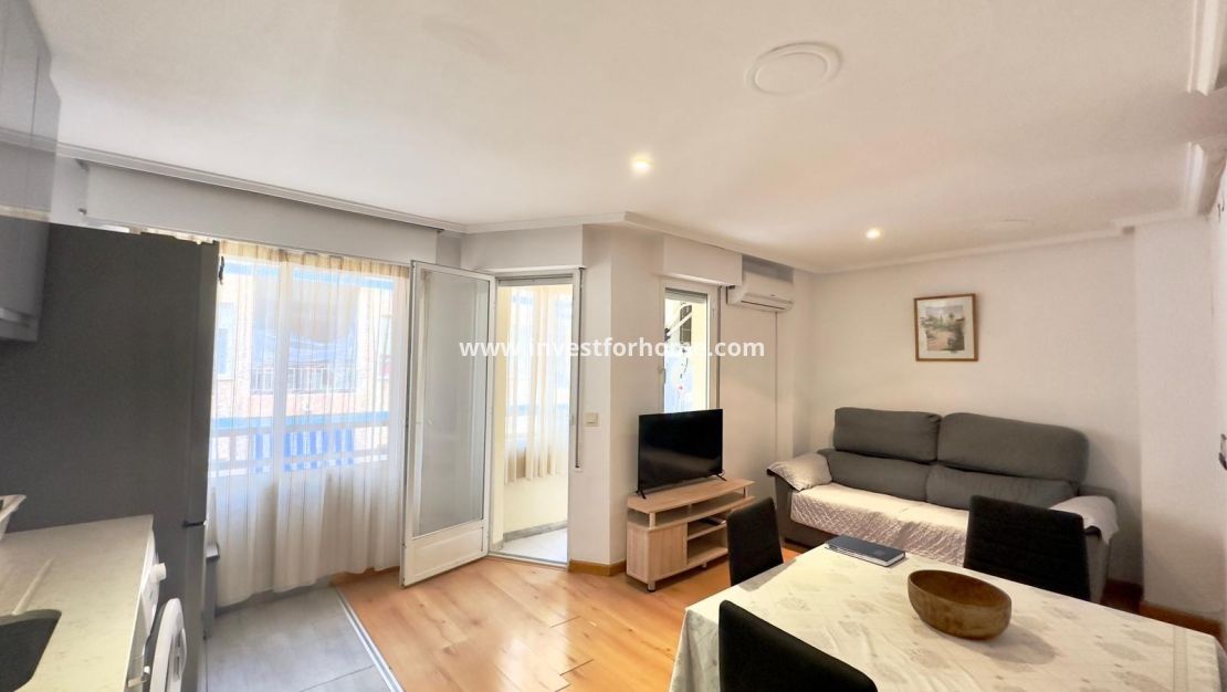 Verkoop - Appartement - Torrevieja - Centro