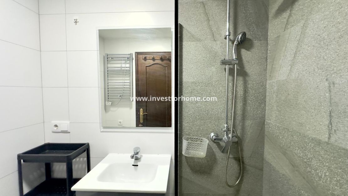 Verkoop - Appartement - Torrevieja - Centro