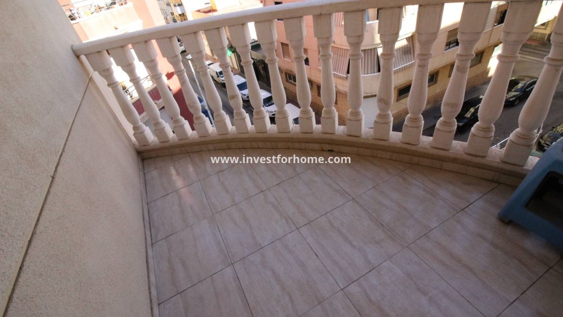 Verkoop - Appartement - Torrevieja - Centro