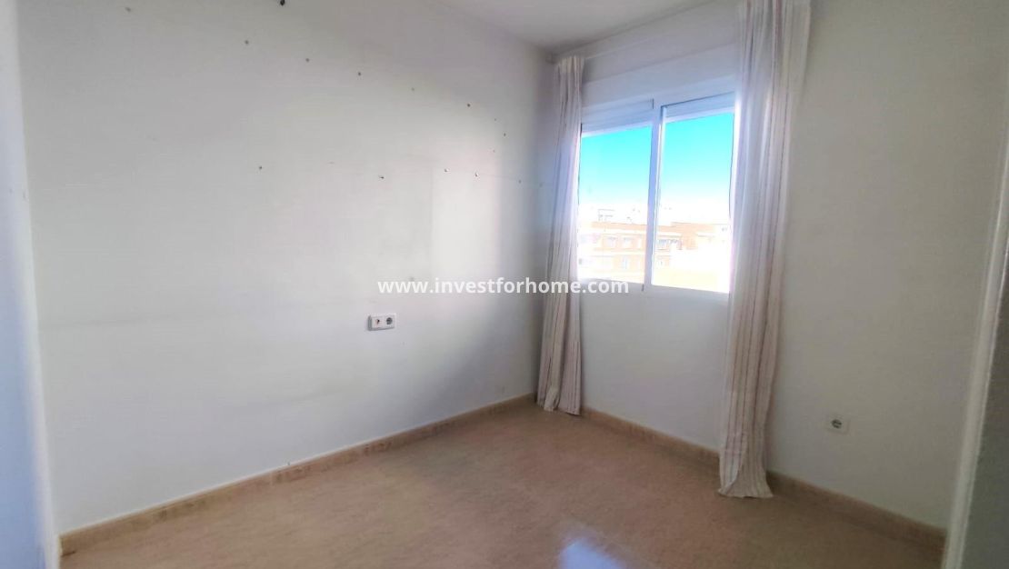 Verkoop - Appartement - Torrevieja - Centro