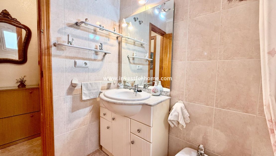 Verkoop - Appartement - Torrevieja - Centro