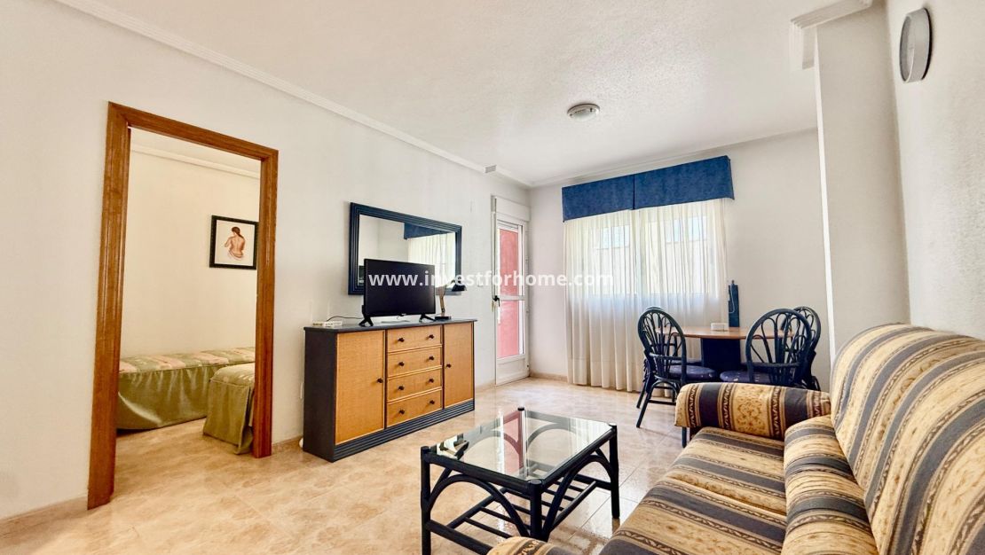 Verkoop - Appartement - Torrevieja - Centro