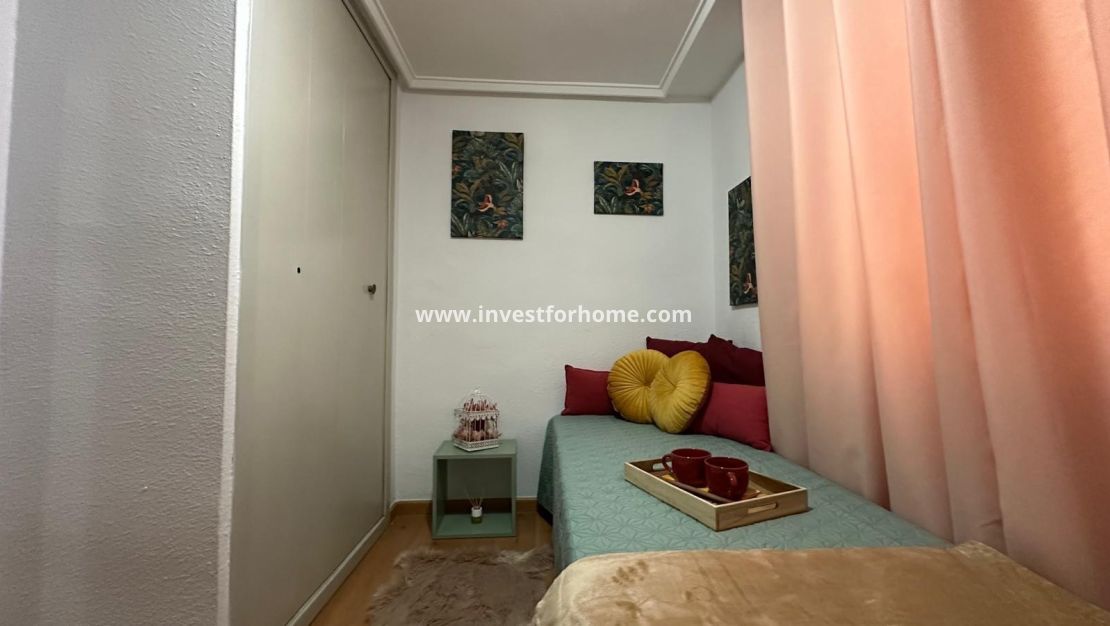 Verkoop - Appartement - Torrevieja - Centro