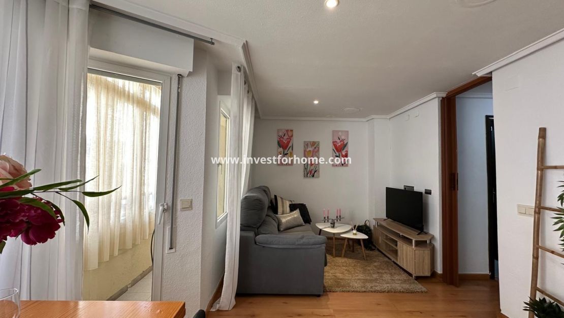 Verkoop - Appartement - Torrevieja - Centro