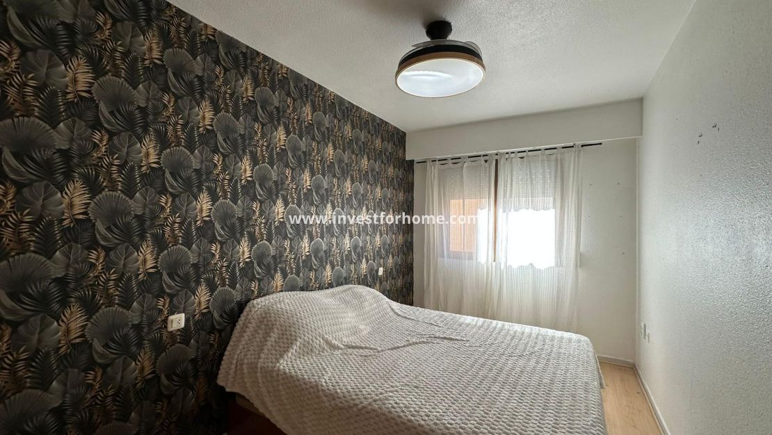 Verkoop - Appartement - Torrevieja - Centro