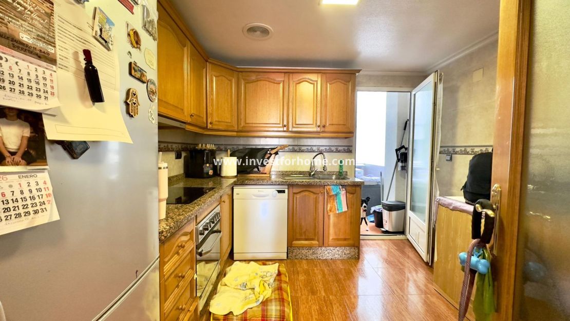 Verkoop - Appartement - Torrevieja - Centro