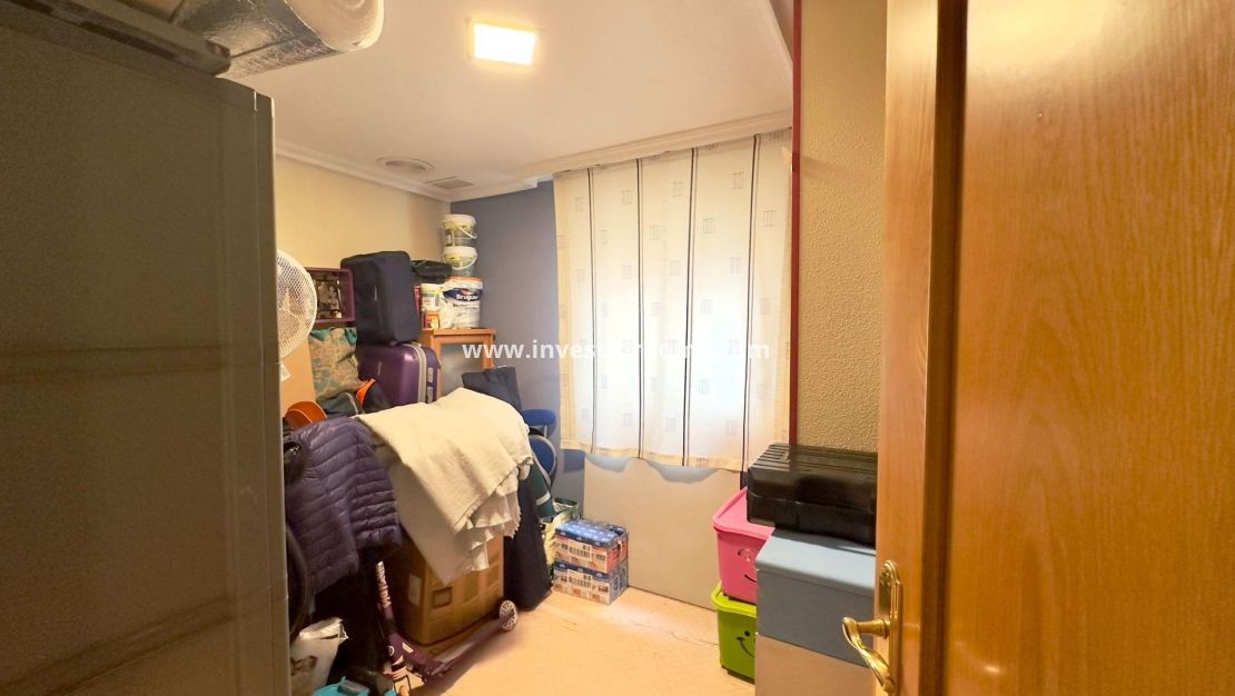 Verkoop - Appartement - Torrevieja - Centro