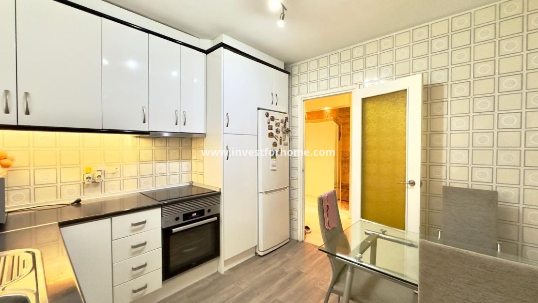 Verkoop - Appartement - Torrevieja - Centro