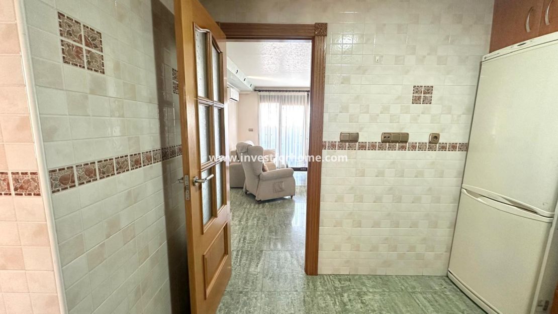Verkoop - Appartement - Torrevieja - Centro