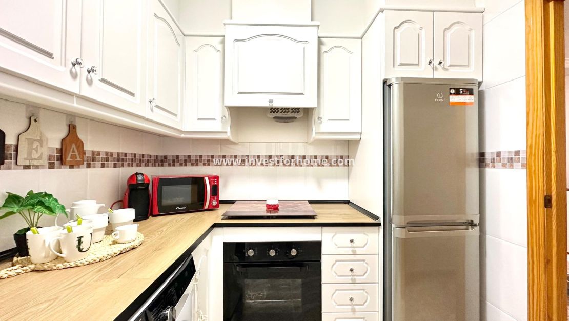 Verkoop - Appartement - Torrevieja - Centro