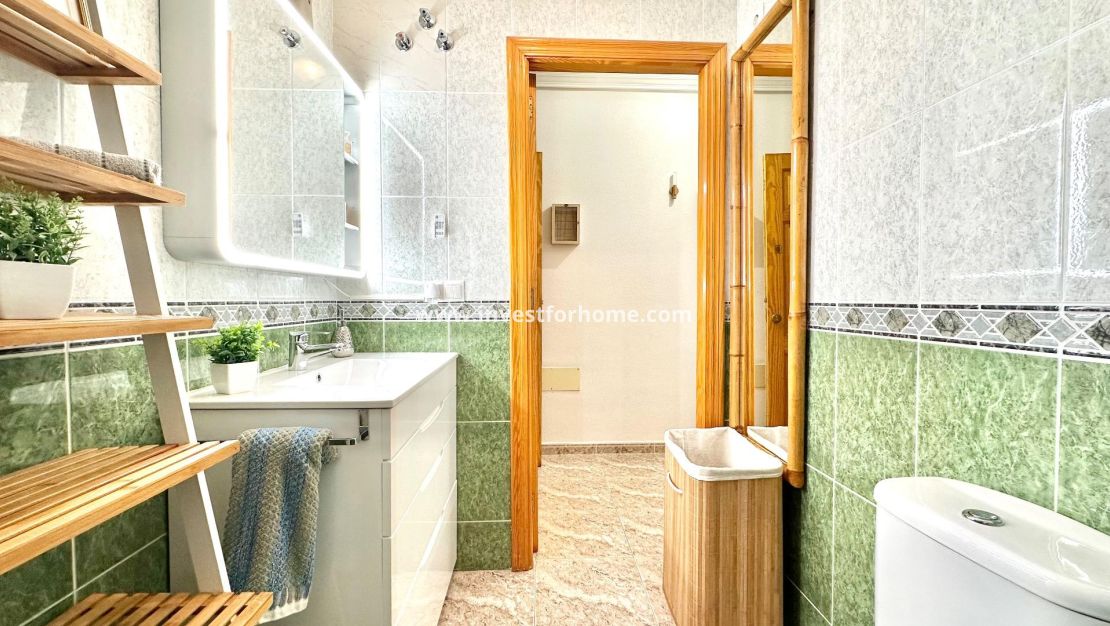 Verkoop - Appartement - Torrevieja - Centro