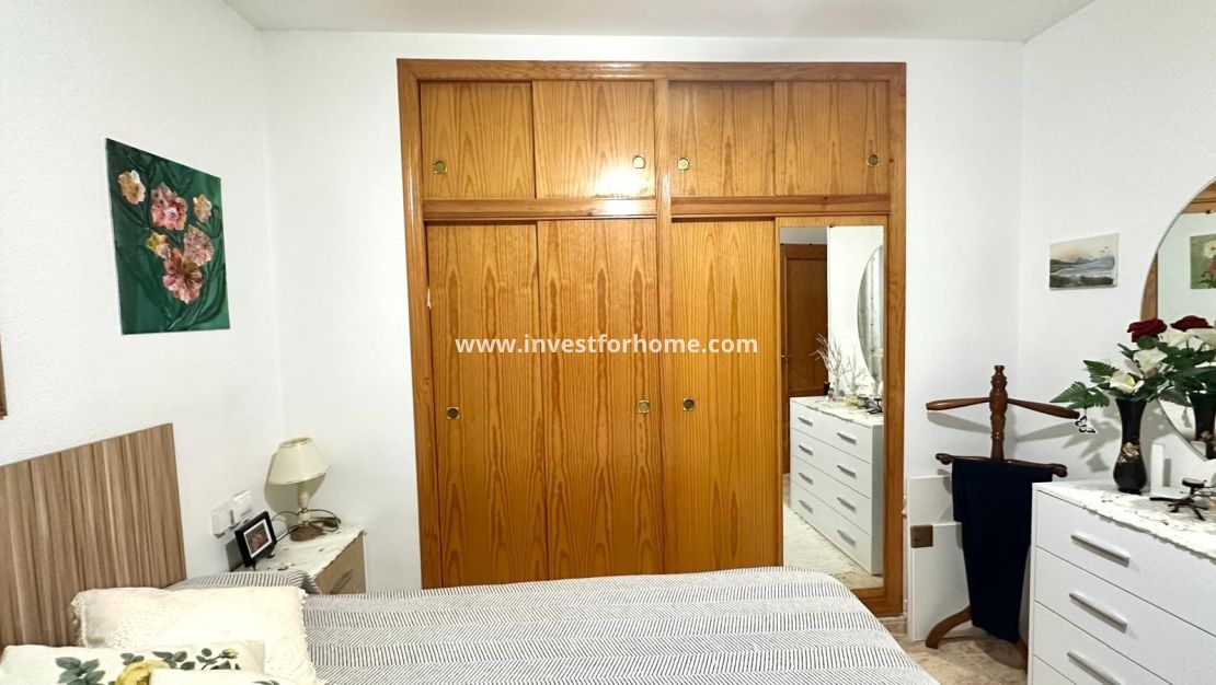Verkoop - Appartement - Torrevieja - Centro