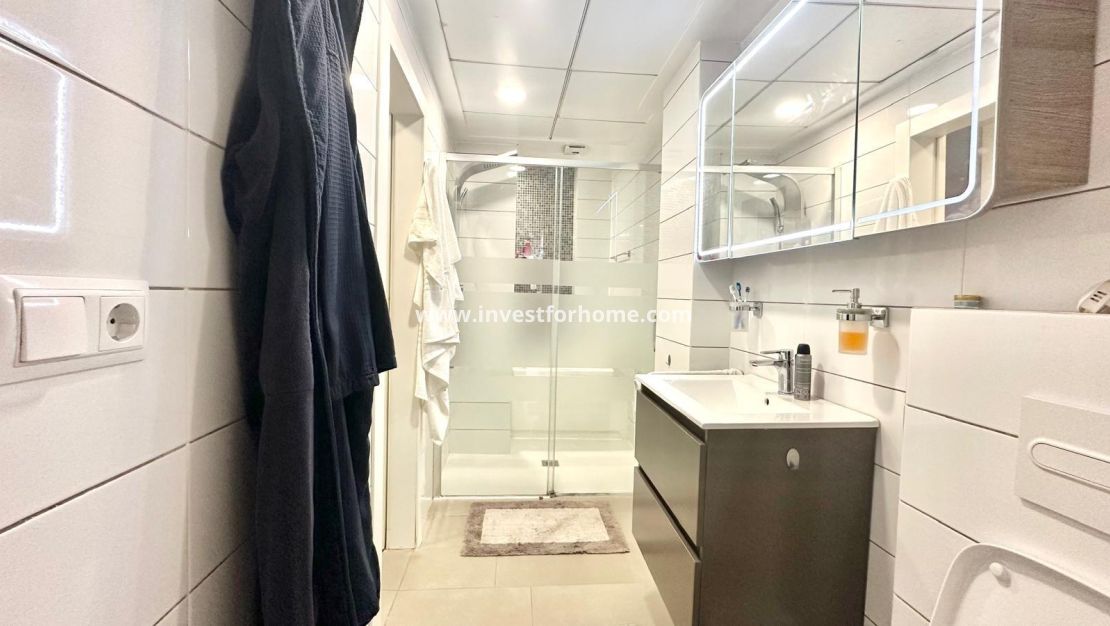 Verkoop - Appartement - Torrevieja - Centro