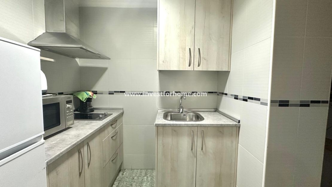 Verkoop - Appartement - Torrevieja - Centro