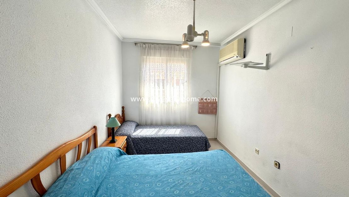 Verkoop - Appartement - Torrevieja - Centro