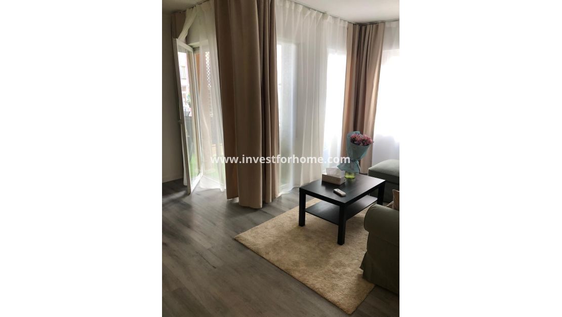 Verkoop - Appartement - Torrevieja - Centro