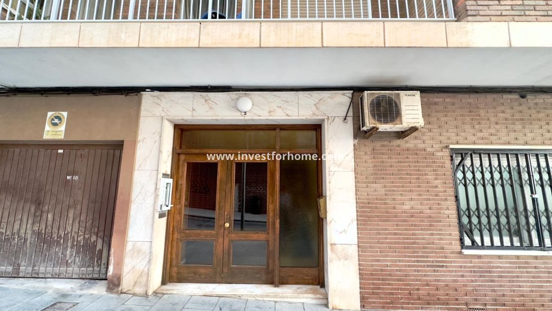Verkoop - Appartement - Torrevieja - Centro