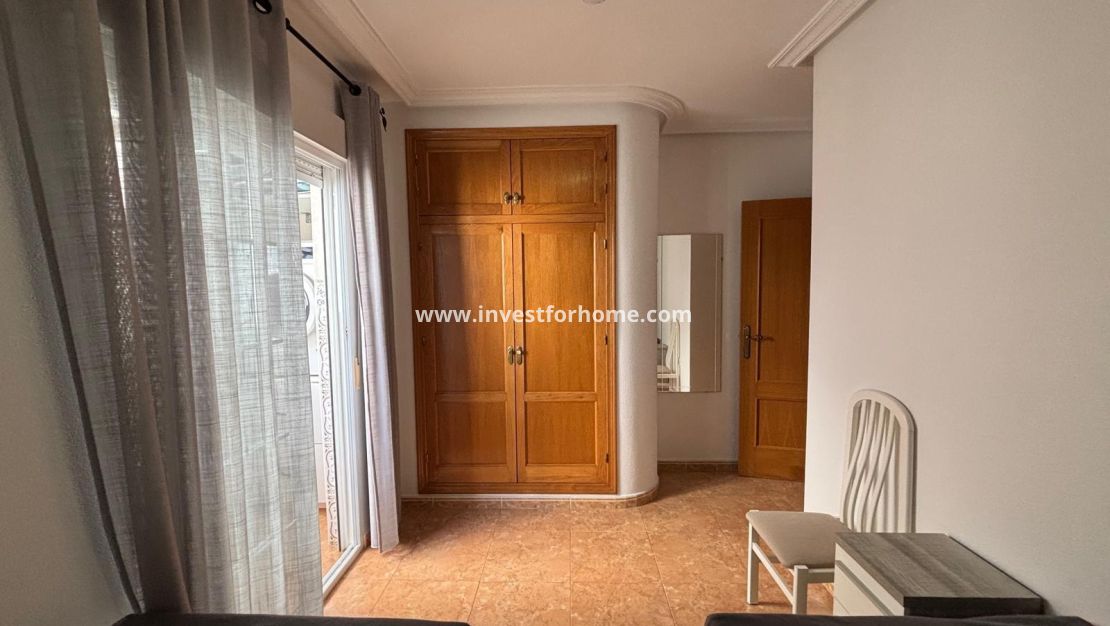 Verkoop - Appartement - Torrevieja - Centro