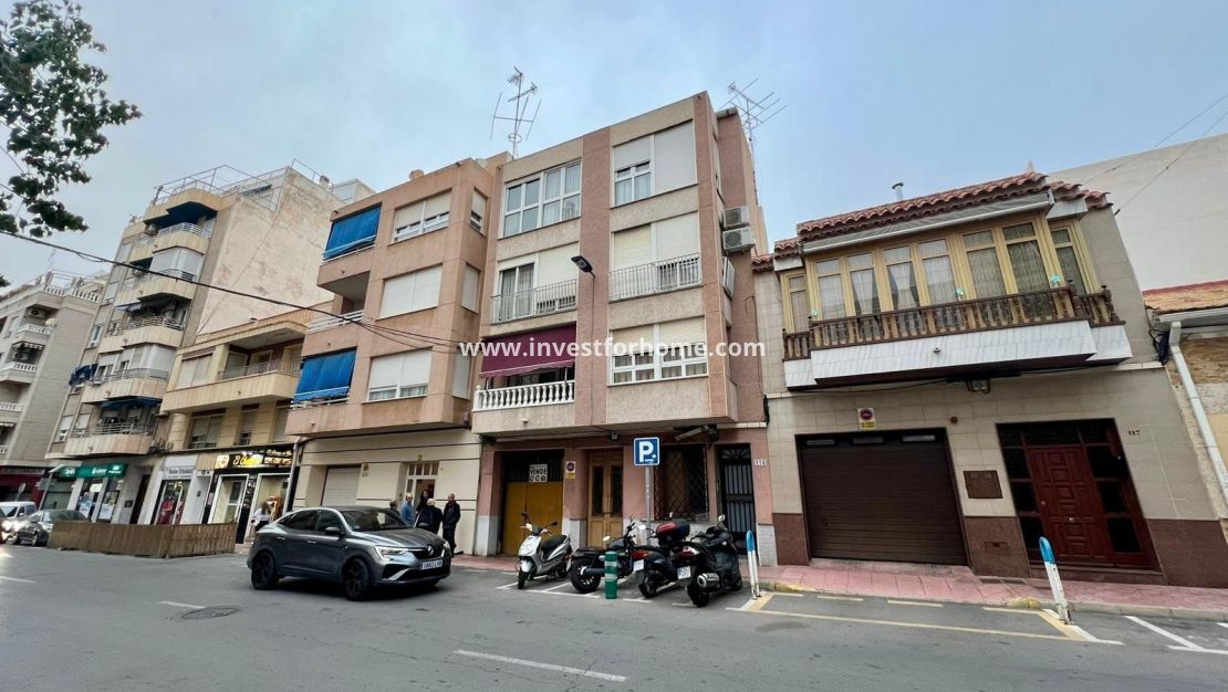 Verkoop - Appartement - Torrevieja - Centro