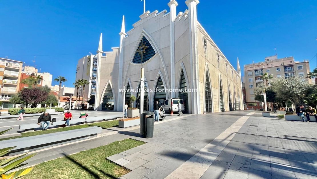 Verkoop - Appartement - Torrevieja - Centro